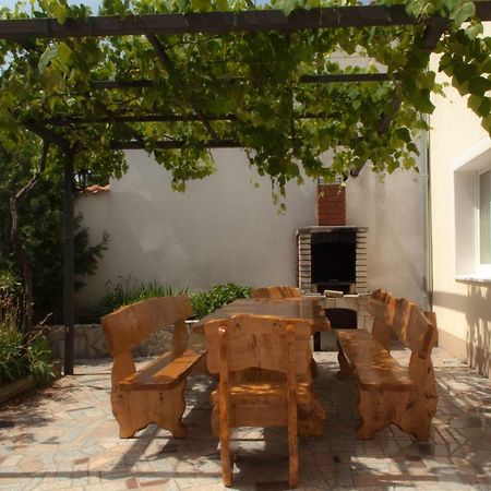 Holiday Home Domi Novi Vinodolski Exterior foto