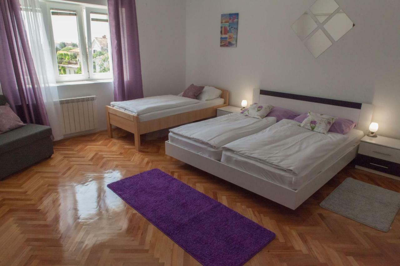 Holiday Home Domi Novi Vinodolski Exterior foto