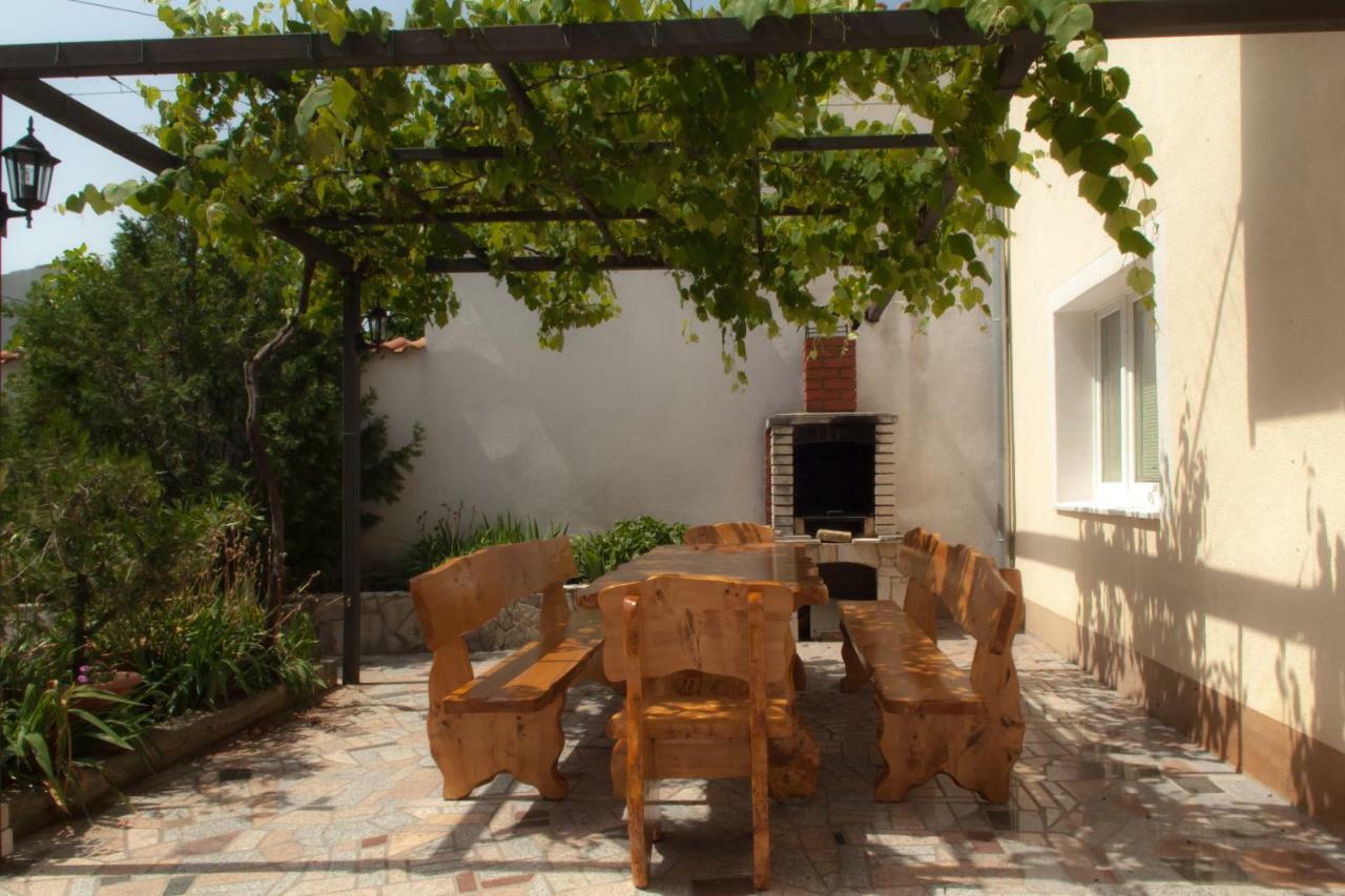 Holiday Home Domi Novi Vinodolski Exterior foto