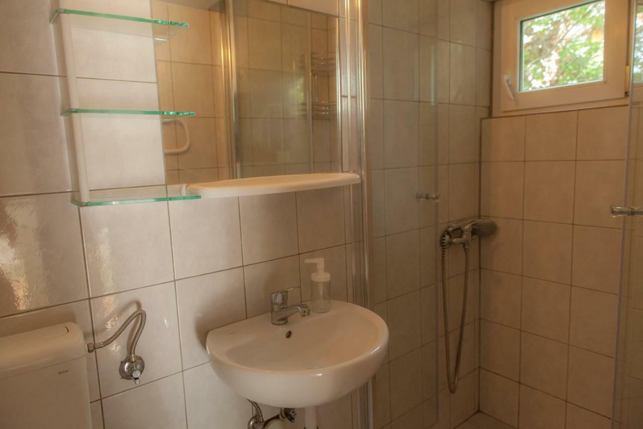 Holiday Home Domi Novi Vinodolski Exterior foto