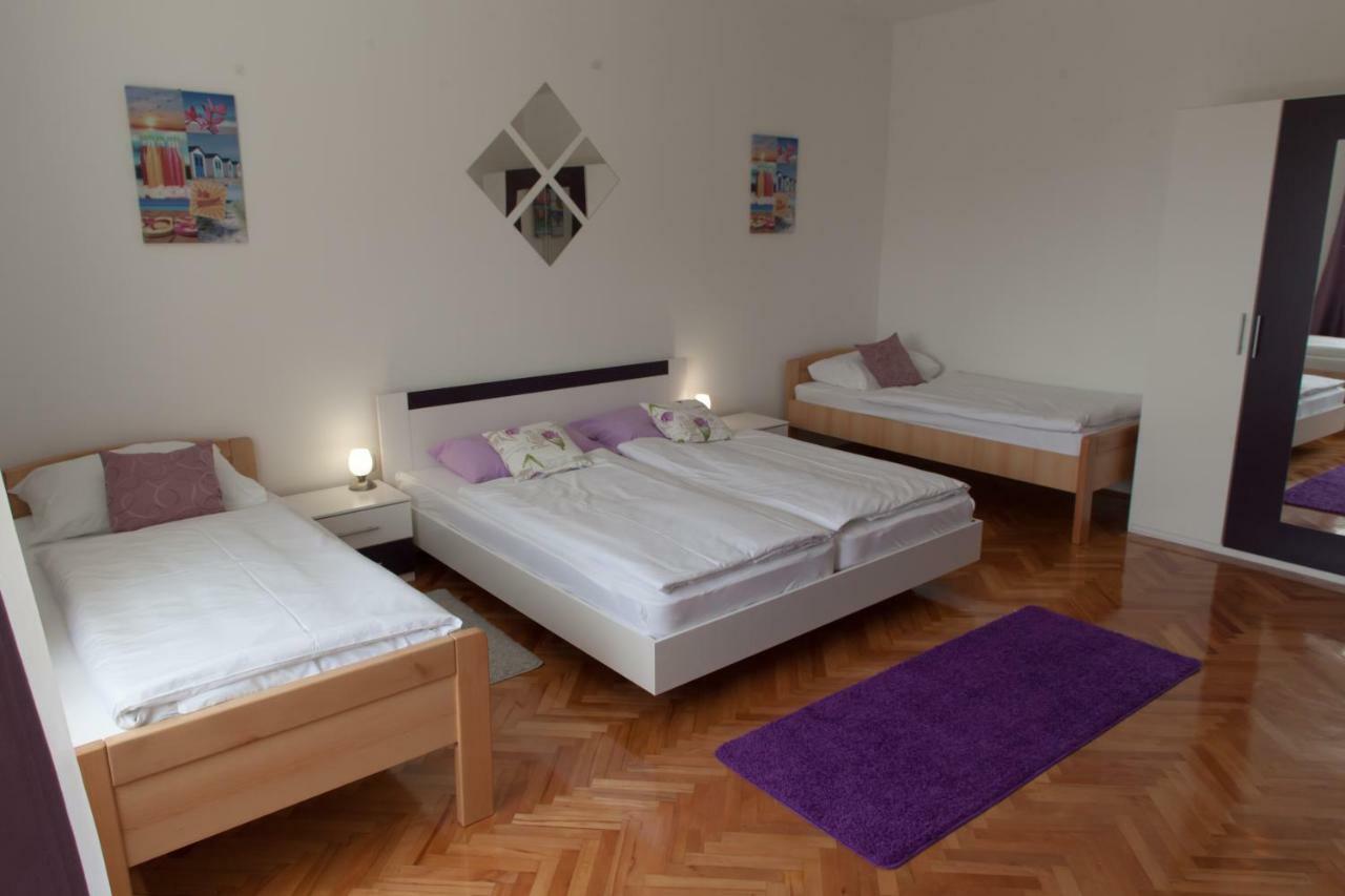 Holiday Home Domi Novi Vinodolski Exterior foto